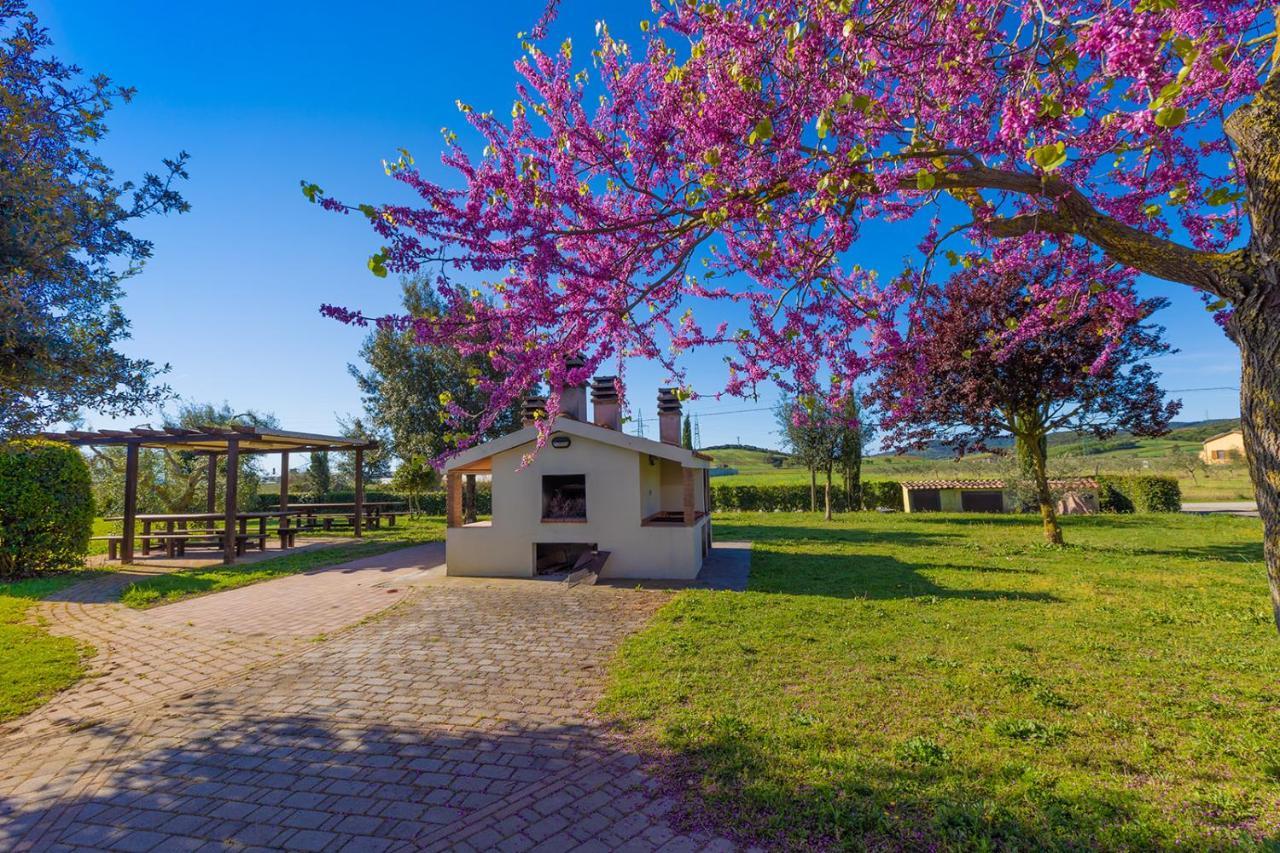 Glamping Gli Etruschi Hotel Piombino Exterior photo