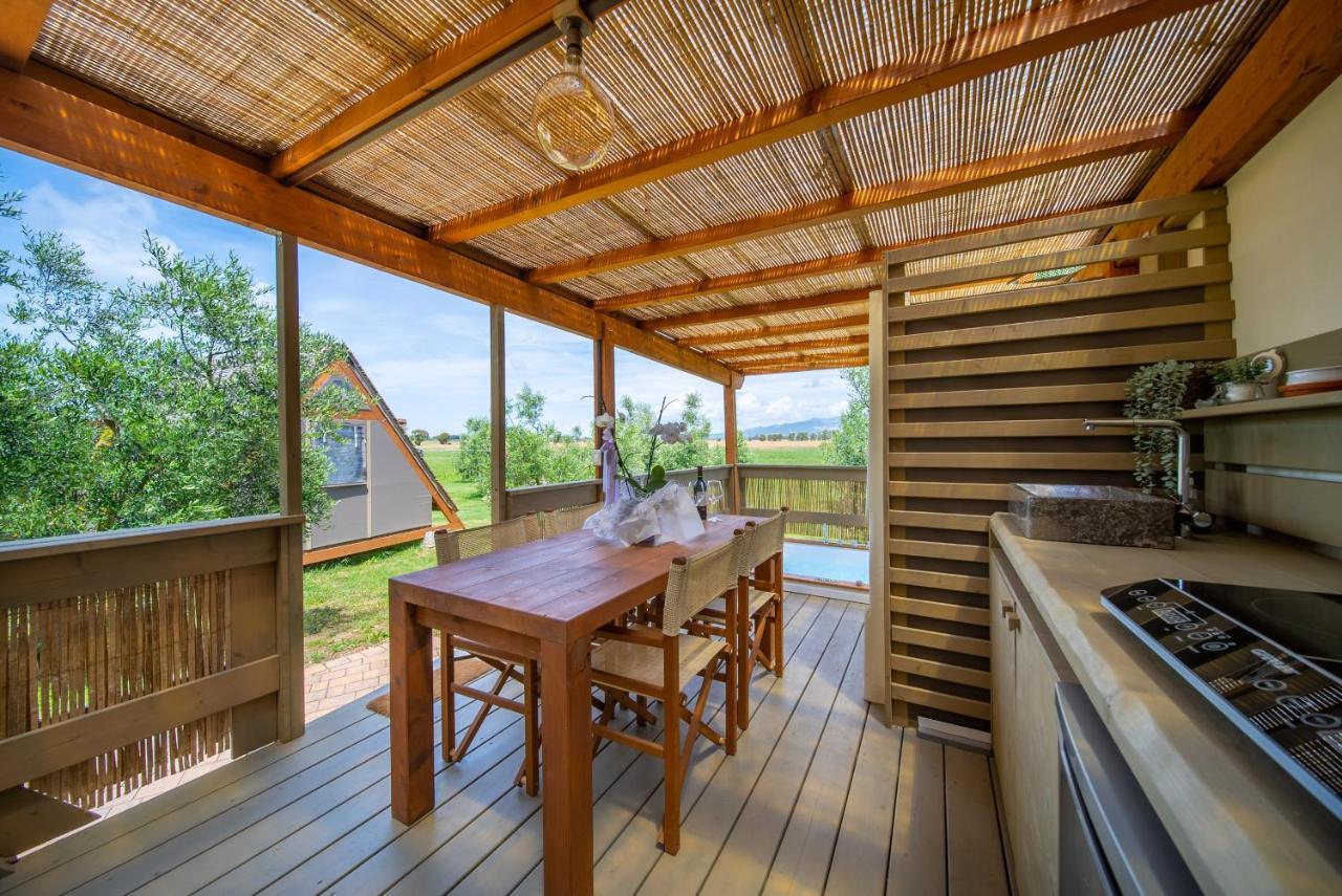 Glamping Gli Etruschi Hotel Piombino Exterior photo
